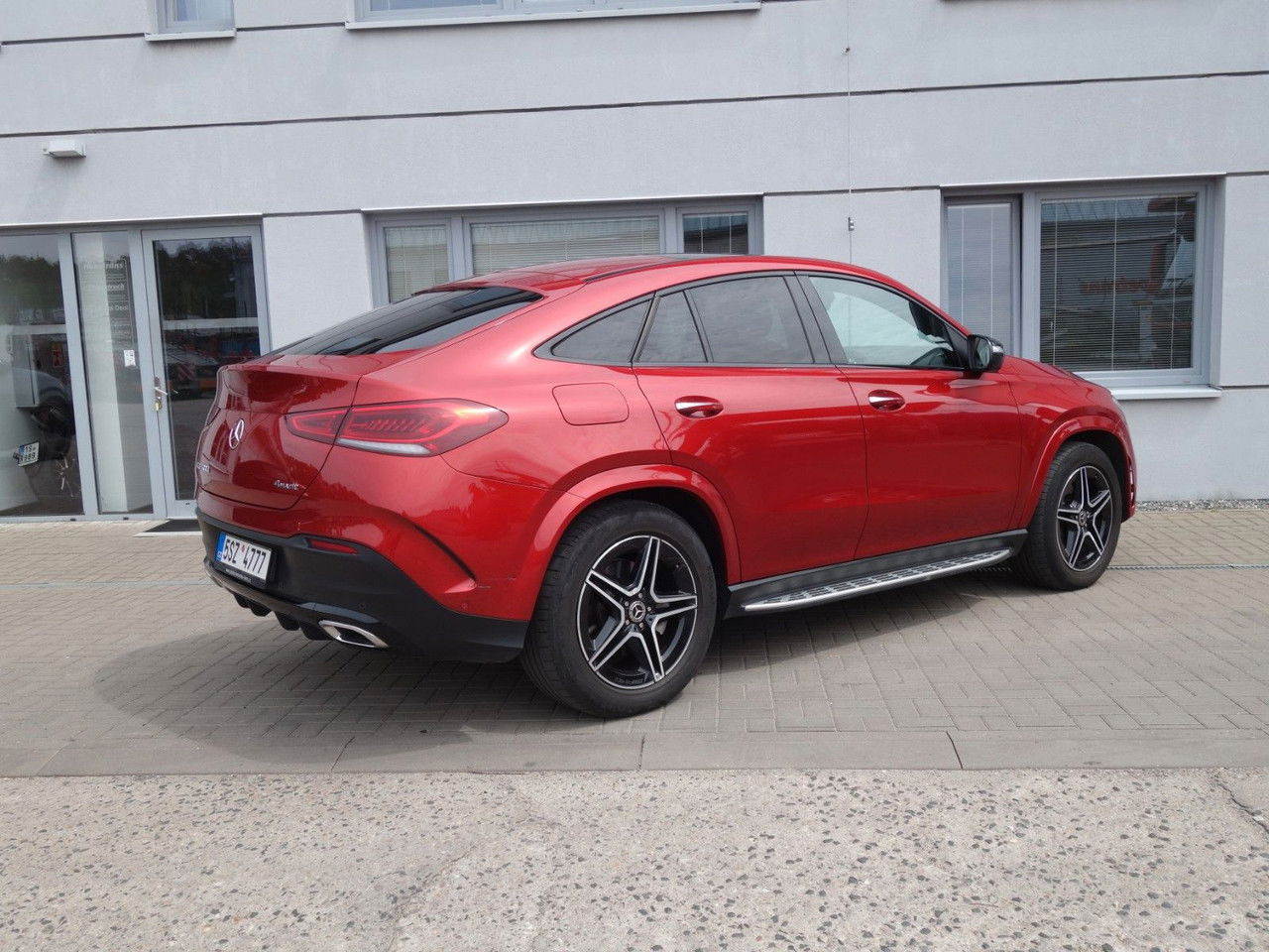Mercedes-Benz GLE-klasse 400 d 4Matic Coupe Pano - Automobil: slika 5 Mercedes-Benz GLE-klasse 400 d 4Matic Coupe Pano - Automobil: slika 5