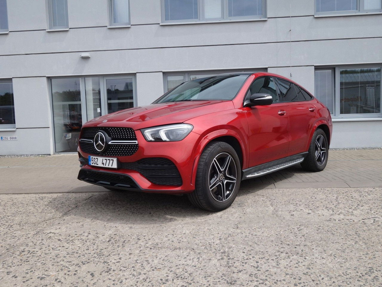 Mercedes-Benz GLE-klasse 400 d 4Matic Coupe Pano - Automobil: slika 1 Mercedes-Benz GLE-klasse 400 d 4Matic Coupe Pano - Automobil: slika 1