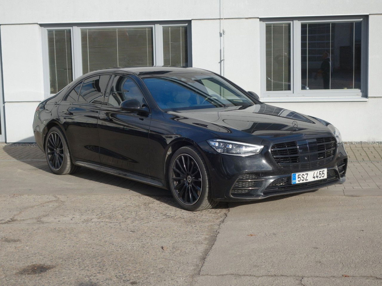 Mercedes-Benz S-klasse S400d 4Matic,AMG,Pano, Vollaust,Sthz,Garant10/27 - Automobil: slika 2 Mercedes-Benz S-klasse S400d 4Matic,AMG,Pano, Vollaust,Sthz,Garant10/27 - Automobil: slika 2