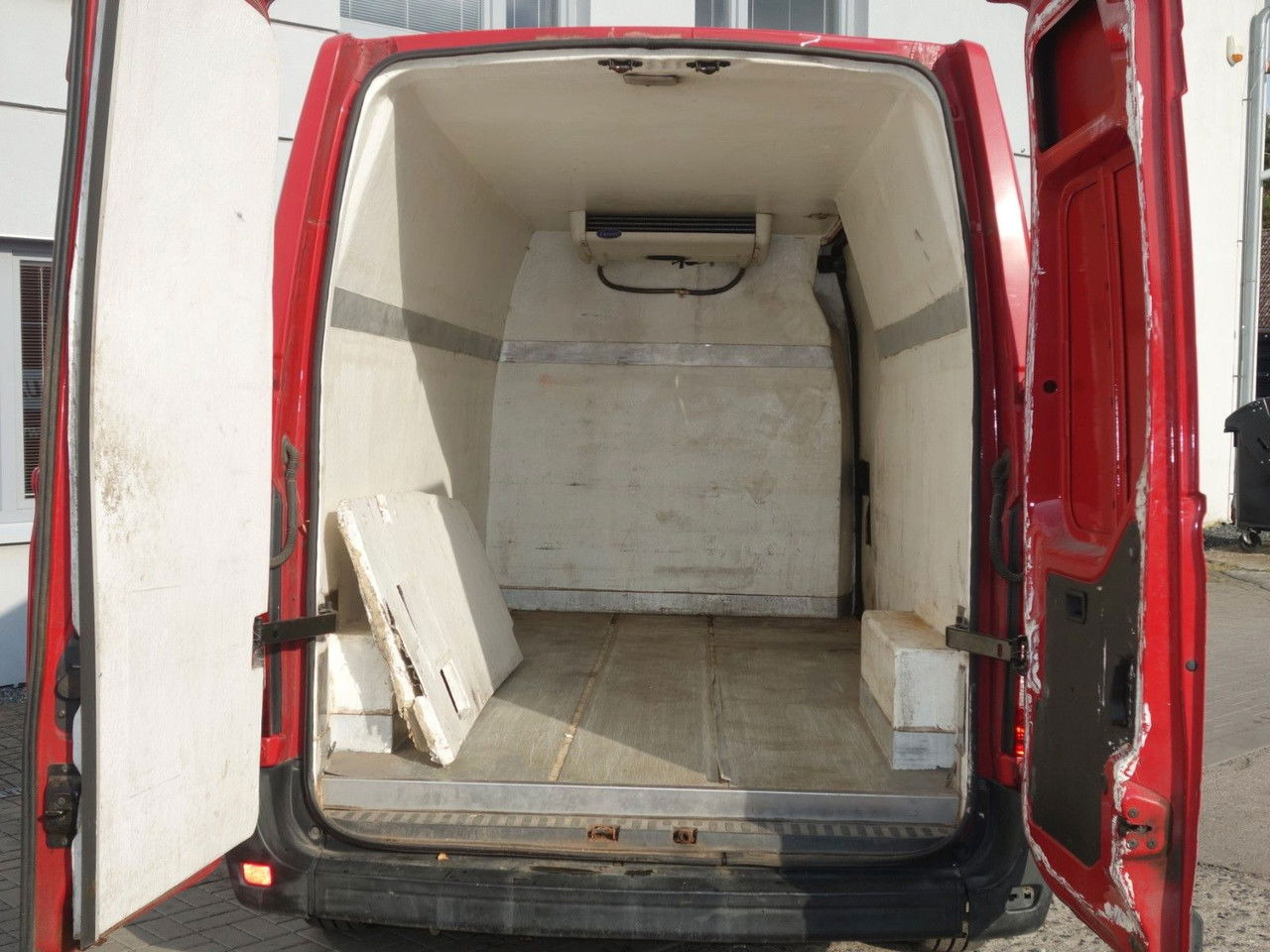 Dostavno vozilo hladnjača Renault Master mit Carrier bis -20: slika 7