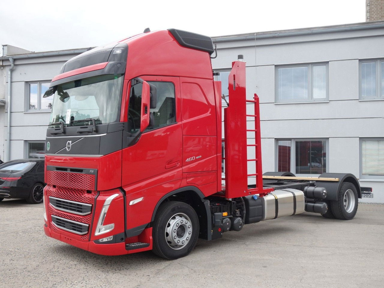 Volvo FH 13 XL 460 TC Neue fur Kassbohrer - Kamion za prevoz automobila: slika 1 Volvo FH 13 XL 460 TC Neue fur Kassbohrer - Kamion za prevoz automobila: slika 1