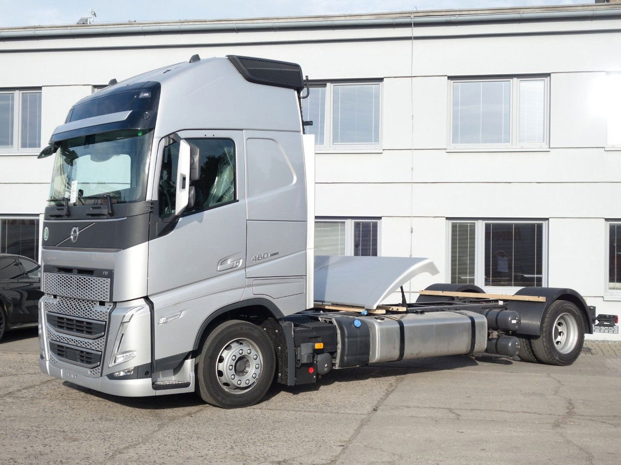 Volvo FH 13 XL 460 Turbo Compound Neue - Kamion za prevoz kontejnera/ Kamion sa promenjivim sandukom: slika 3 Volvo FH 13 XL 460 Turbo Compound Neue - Kamion za prevoz kontejnera/ Kamion sa promenjivim sandukom: slika 3