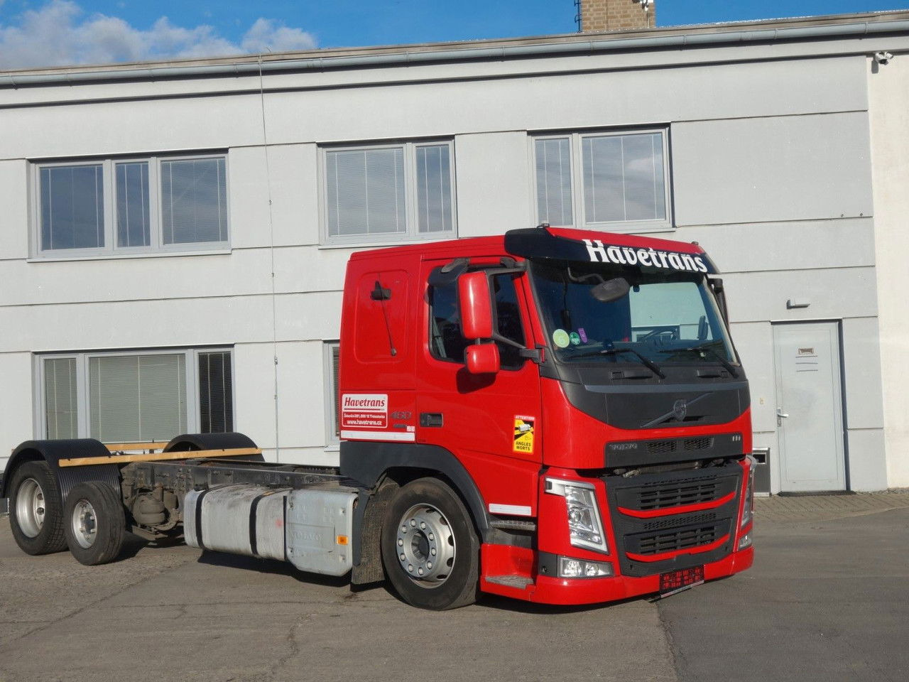 Volvo FM 460 6x2 Fahrgestell für Autotransporter - Kamion sa golom šasijom i zatvorenom kabinom: slika 3 Volvo FM 460 6x2 Fahrgestell für Autotransporter - Kamion sa golom šasijom i zatvorenom kabinom: slika 3