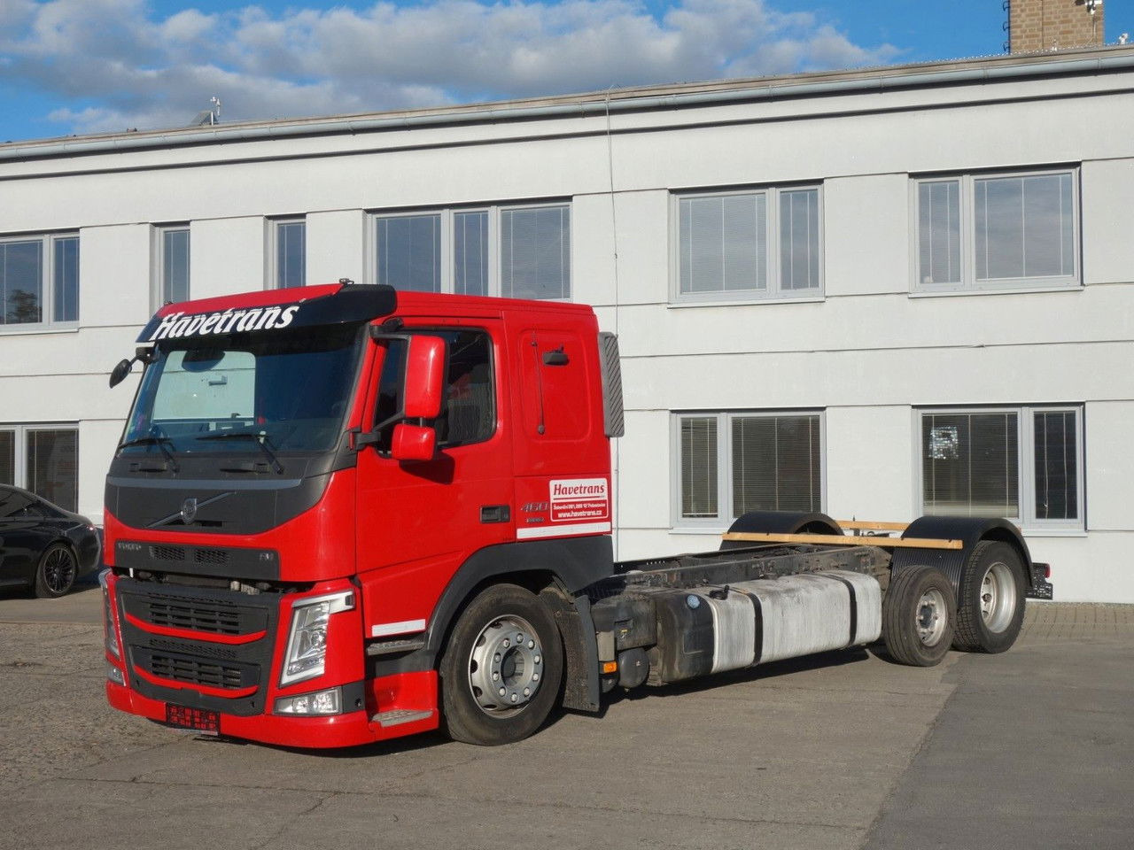 Volvo FM 460 6x2 Fahrgestell für Autotransporter - Kamion za prevoz automobila: slika 1 Volvo FM 460 6x2 Fahrgestell für Autotransporter - Kamion za prevoz automobila: slika 1