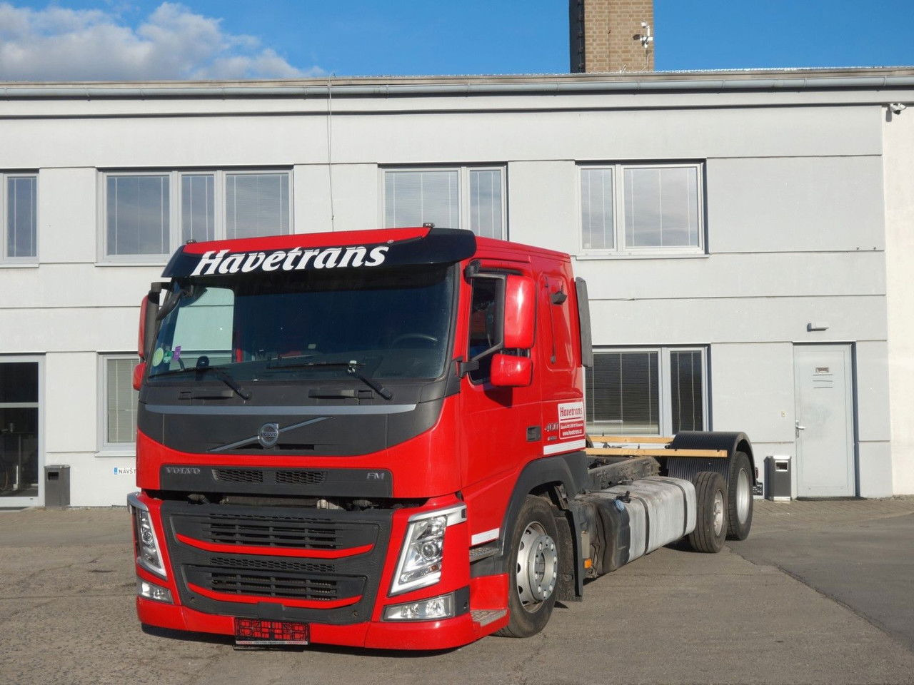Volvo FM 460 6x2 Fahrgestell für Autotransporter - Kamion sa golom šasijom i zatvorenom kabinom: slika 2 Volvo FM 460 6x2 Fahrgestell für Autotransporter - Kamion sa golom šasijom i zatvorenom kabinom: slika 2