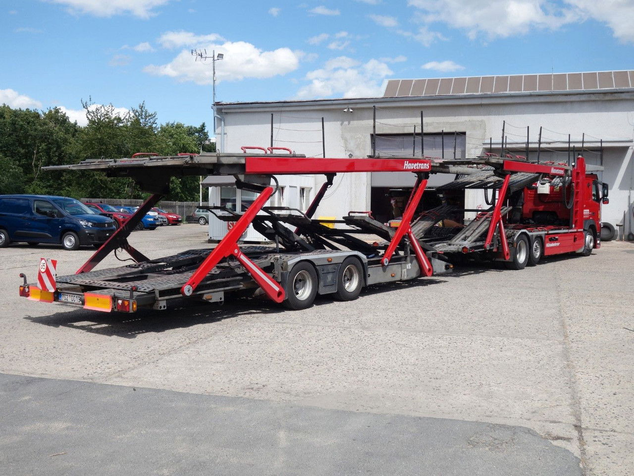 Volvo FM 460 FM13 Kässbohrer 6x2 Supertrans / Supertrans - Kamion za prevoz automobila: slika 3 Volvo FM 460 FM13 Kässbohrer 6x2 Supertrans / Supertrans - Kamion za prevoz automobila: slika 3