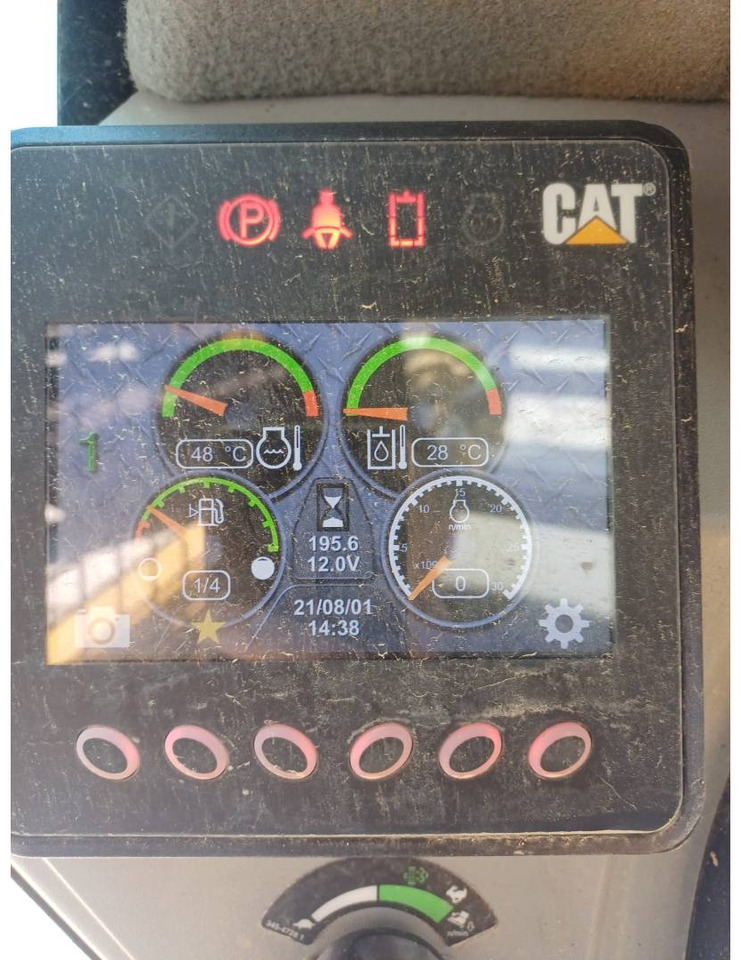 CAT 249D - Kompaktni utovarivač guseničar: slika 5 CAT 249D - Kompaktni utovarivač guseničar: slika 5