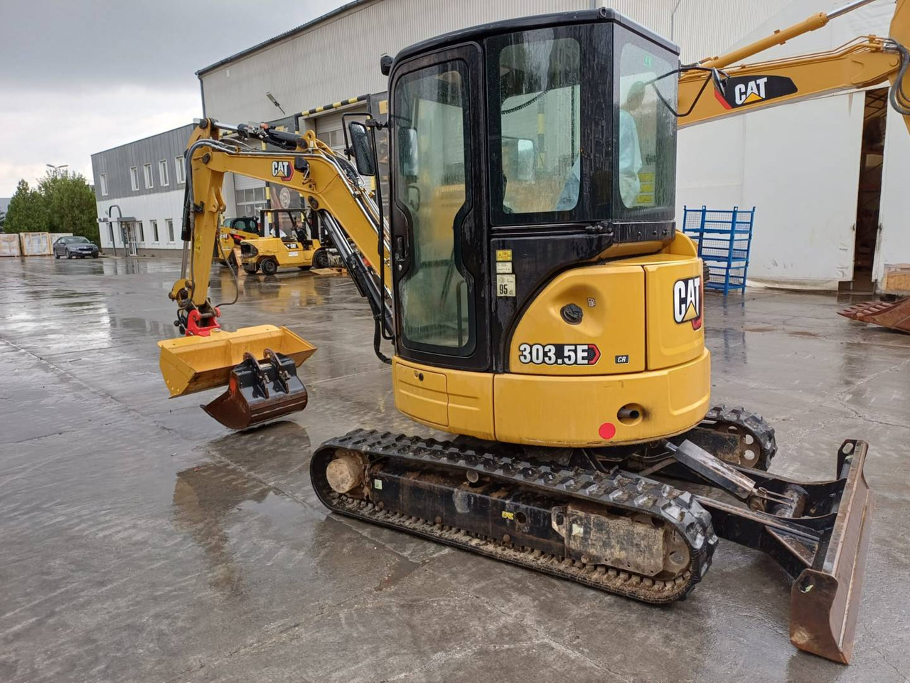 CAT 303.5ECR - Bager guseničar: slika 4 CAT 303.5ECR - Bager guseničar: slika 4