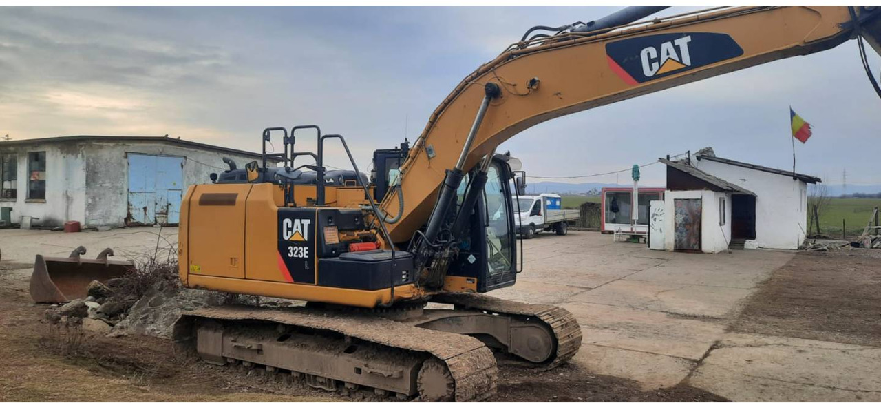 CAT 323EL - Bager guseničar: slika 2 CAT 323EL - Bager guseničar: slika 2