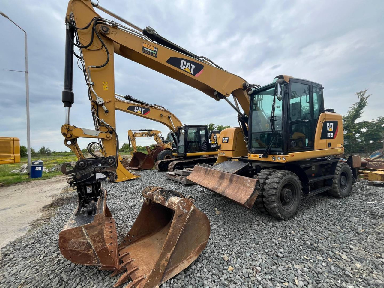 CAT M315F - Bager točkaš: slika 1 CAT M315F - Bager točkaš: slika 1