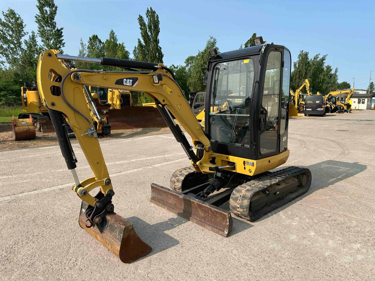 CAT 302.7DCR - Bager guseničar: slika 1 CAT 302.7DCR - Bager guseničar: slika 1