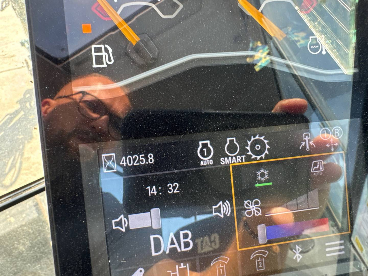 CAT 308CR - Bager guseničar: slika 5 CAT 308CR - Bager guseničar: slika 5