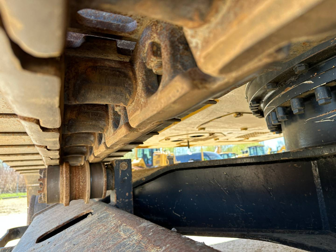 Bager guseničar CAT 323: slika 28 Bager guseničar CAT 323: slika 28