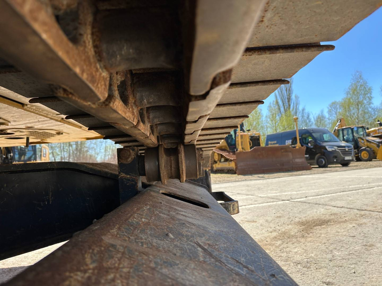 Bager guseničar CAT 323: slika 23 Bager guseničar CAT 323: slika 23