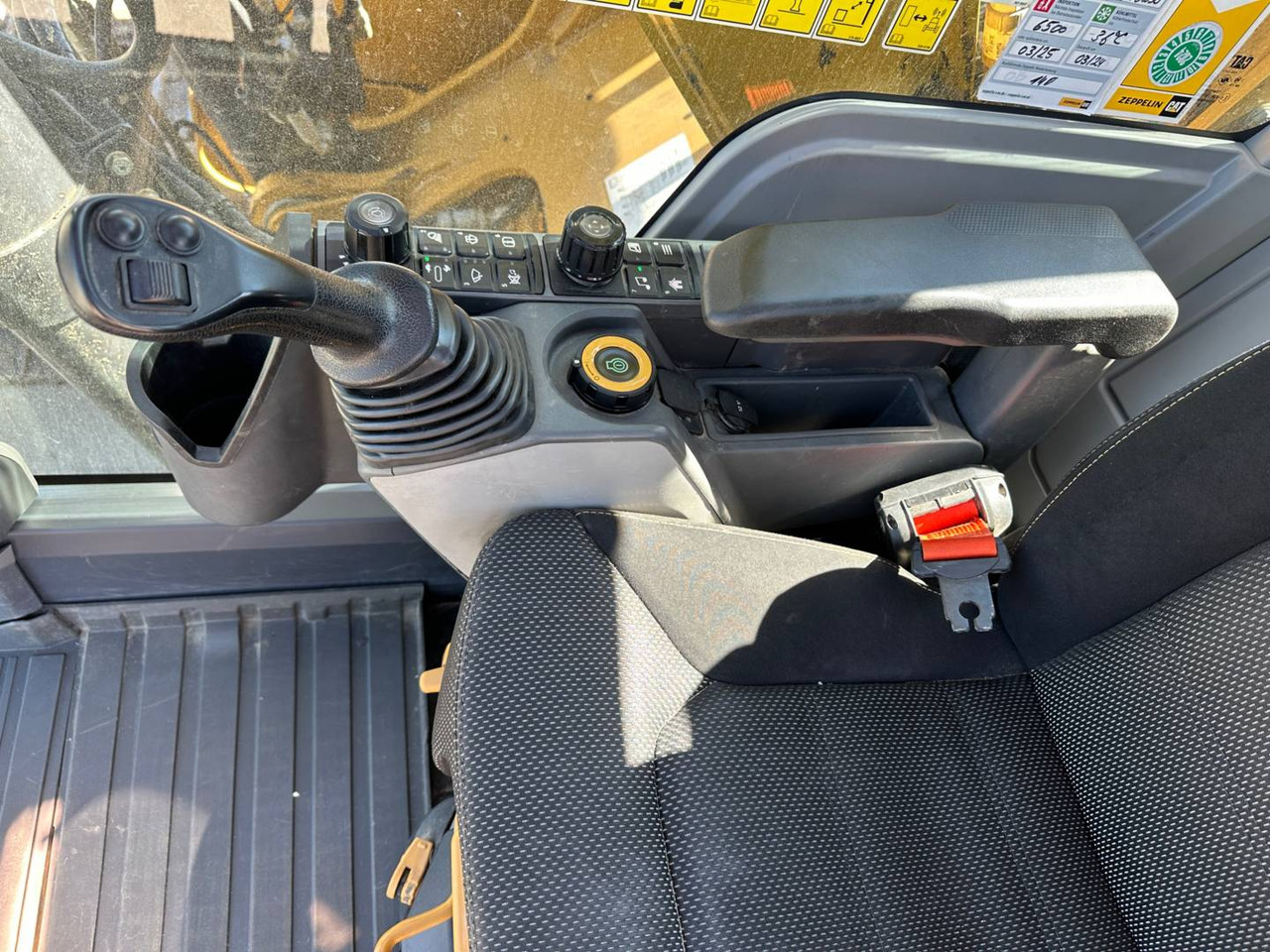 Bager guseničar CAT 323: slika 11 Bager guseničar CAT 323: slika 11