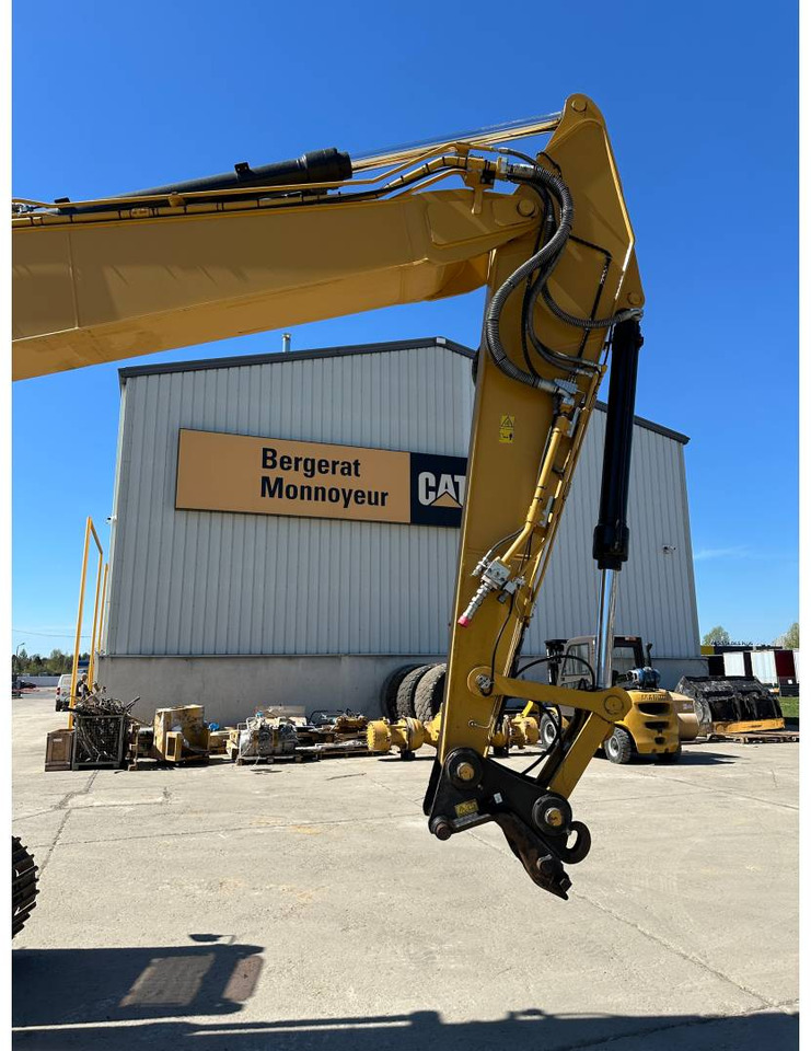 Bager guseničar CAT 323: slika 24 Bager guseničar CAT 323: slika 24