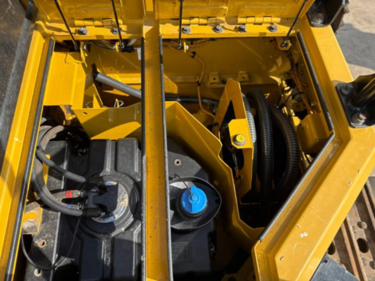 Bager guseničar CAT 374: slika 7 Bager guseničar CAT 374: slika 7