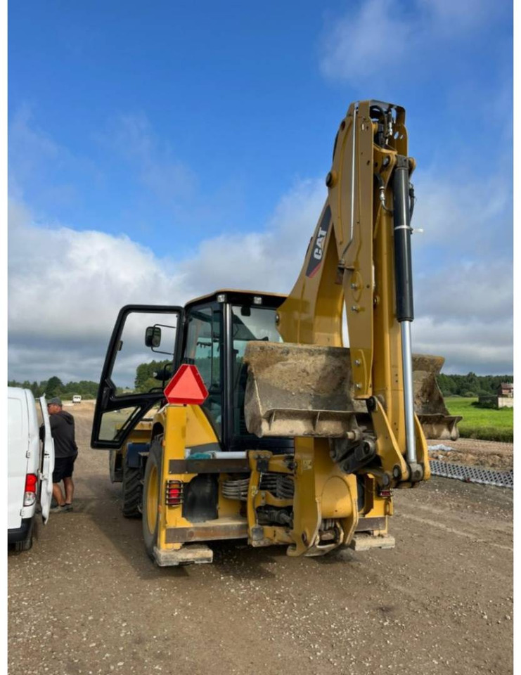 CAT 432F2 - Bager utovarivač: slika 3 CAT 432F2 - Bager utovarivač: slika 3