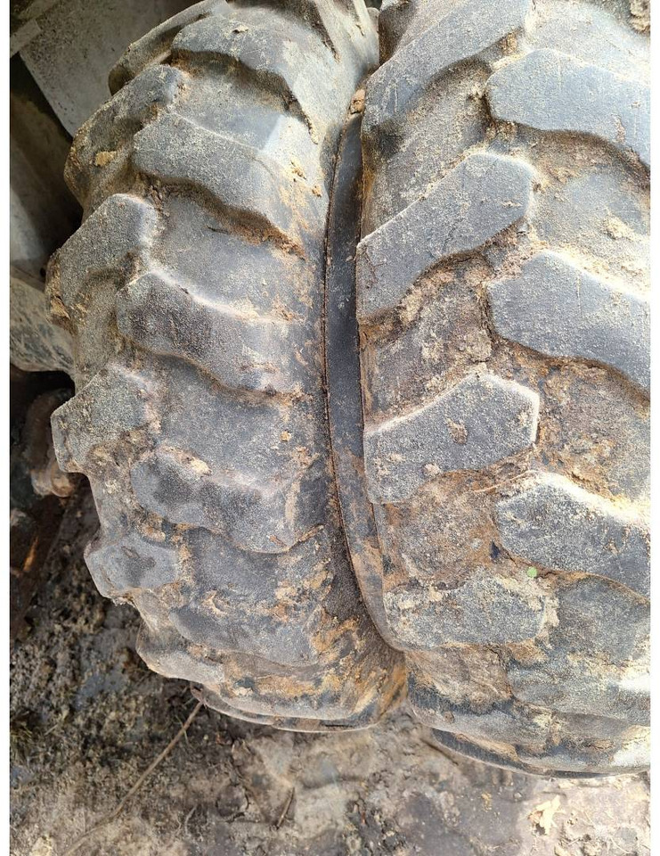 CAT M318F CAT M318F: slika 15