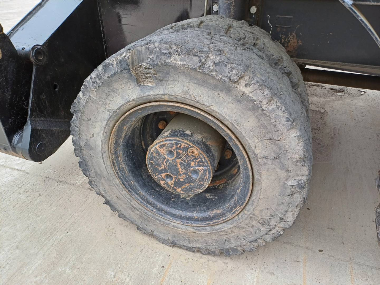Bager za obradu otpada/ Industrije CAT MH3024: slika 11
