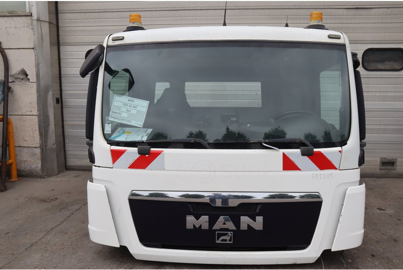 MAN F99L17 TGS - Kabina i enterijer za Kamion: slika 1 MAN F99L17 TGS - Kabina i enterijer za Kamion: slika 1