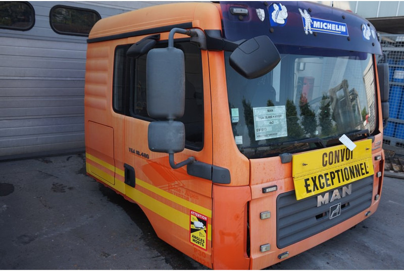 MAN F99L34 TGA - Kabina i enterijer za Kamion: slika 3 MAN F99L34 TGA - Kabina i enterijer za Kamion: slika 3