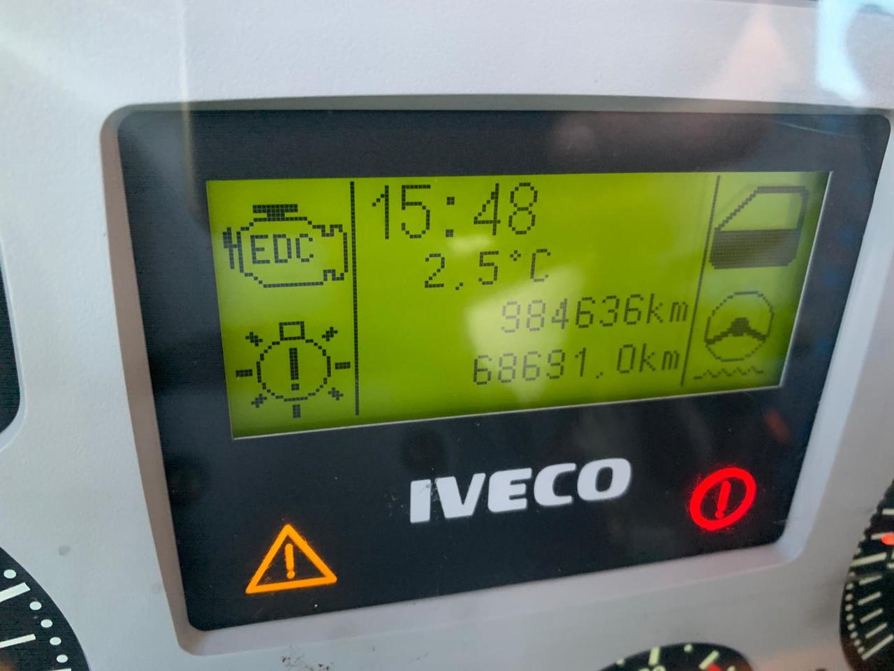Kamion za prevoz automobila IVECO LESO: slika 10