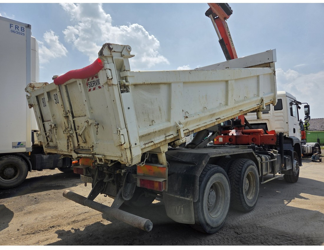 MAN TGA 26.350 6X4 BORDMATIC TIPPER CRANE PALFINGER PK15500 - Istovarivač, Kamion sa dizalicom: slika 2 MAN TGA 26.350 6X4 BORDMATIC TIPPER CRANE PALFINGER PK15500 - Istovarivač, Kamion sa dizalicom: slika 2