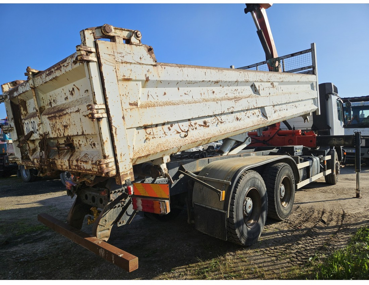MERCEDES ACTROS 2636 6X4 TIPPER CRANE 15002 EPS - Istovarivač, Kamion sa dizalicom: slika 4 MERCEDES ACTROS 2636 6X4 TIPPER CRANE 15002 EPS - Istovarivač, Kamion sa dizalicom: slika 4