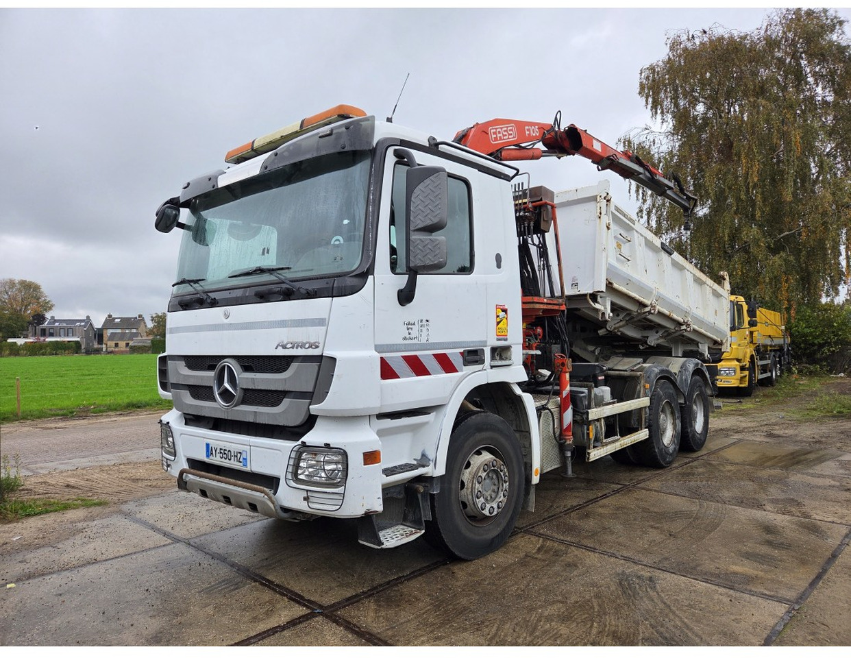 MERCEDESA CTROS 3341 6X4 TIPPER CRANE FASSI F105 - Istovarivač, Kamion sa dizalicom: slika 1 MERCEDESA CTROS 3341 6X4 TIPPER CRANE FASSI F105 - Istovarivač, Kamion sa dizalicom: slika 1
