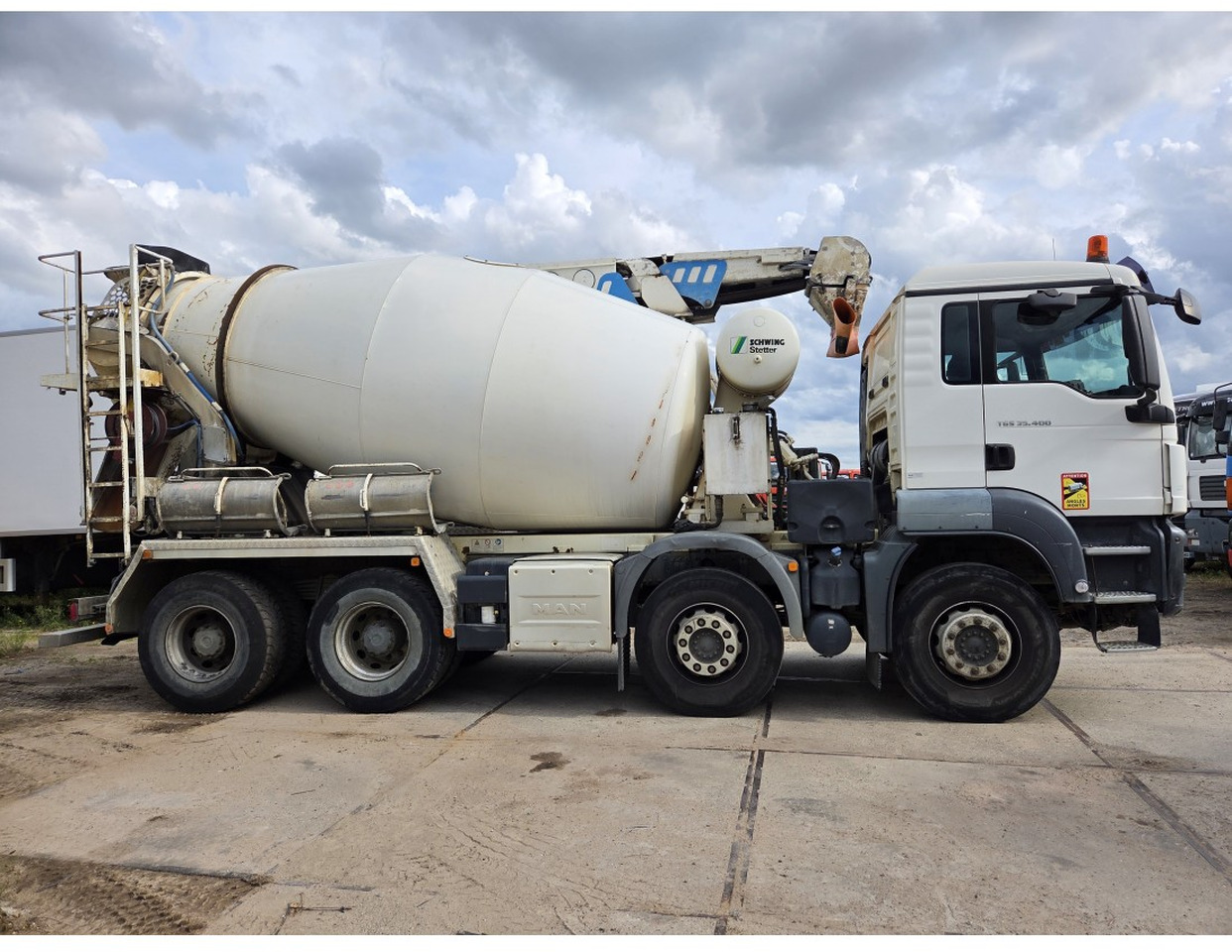 TGS 35.400 8X4 Concrete Mixer Stetter Euro 6 Steelsuspension - Mikser za beton: slika 4 TGS 35.400 8X4 Concrete Mixer Stetter Euro 6 Steelsuspension - Mikser za beton: slika 4