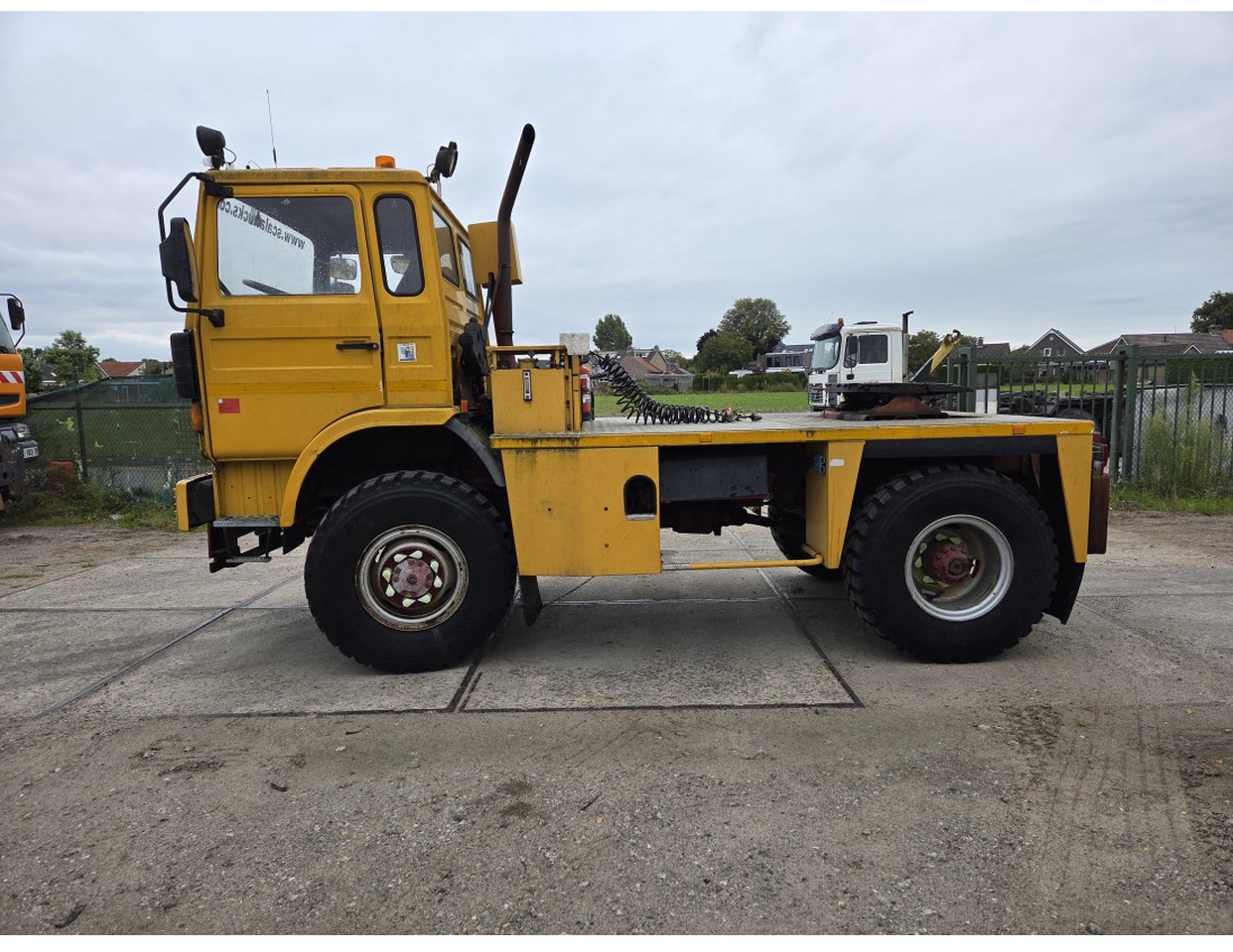 RENAULT M170 4x4 TRACTOR UNIT FULL SPRING SUSPENSION VERY LOW MILEAGE - Tegljač: slika 3 RENAULT M170 4x4 TRACTOR UNIT FULL SPRING SUSPENSION VERY LOW MILEAGE - Tegljač: slika 3
