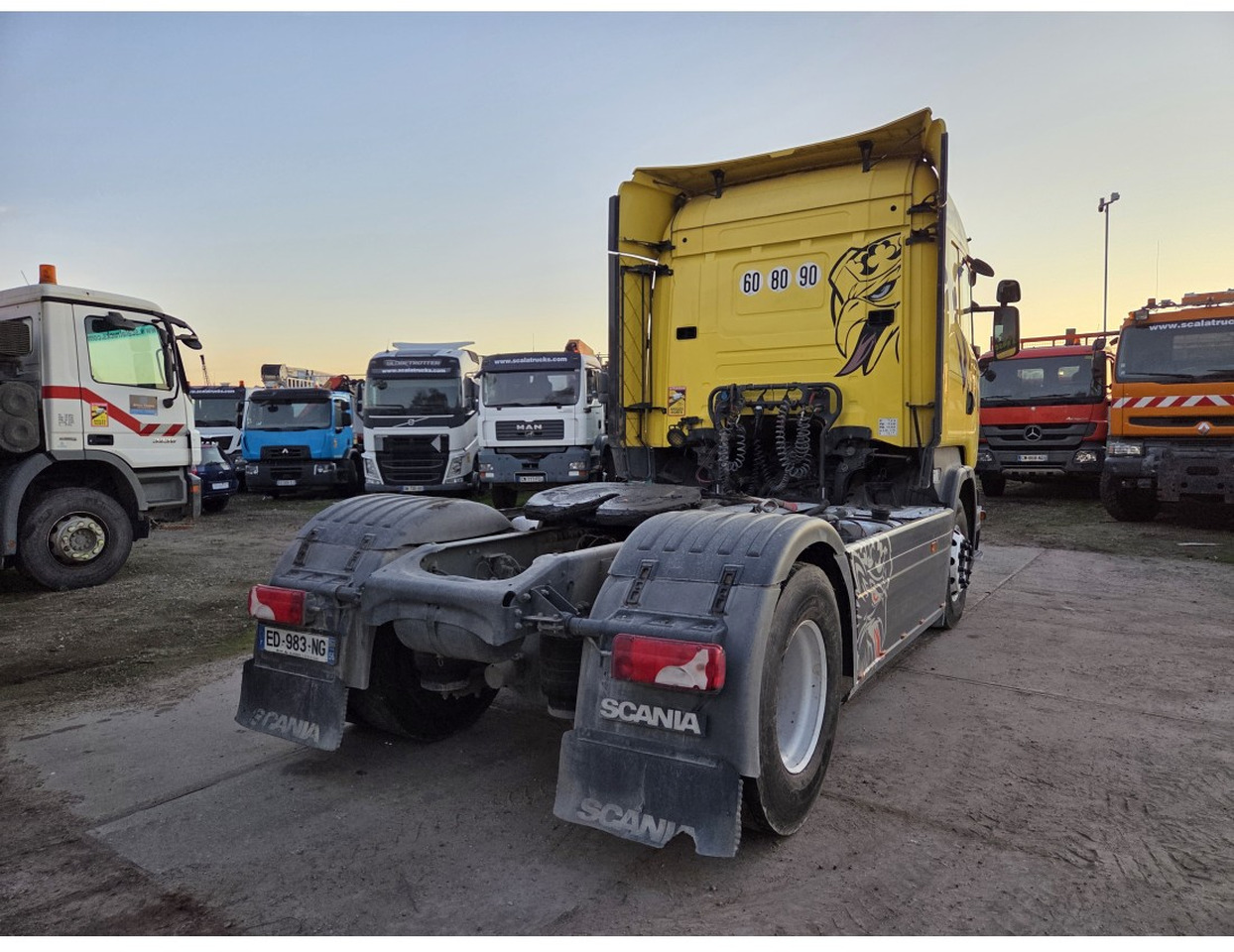 SCANIA R450 TRACTOR UNIT RETARDER STATIONARY AIR CONDITIONING HYDRAULIC Highline CR19 - Tegljač: slika 4 SCANIA R450 TRACTOR UNIT RETARDER STATIONARY AIR CONDITIONING HYDRAULIC Highline CR19 - Tegljač: slika 4