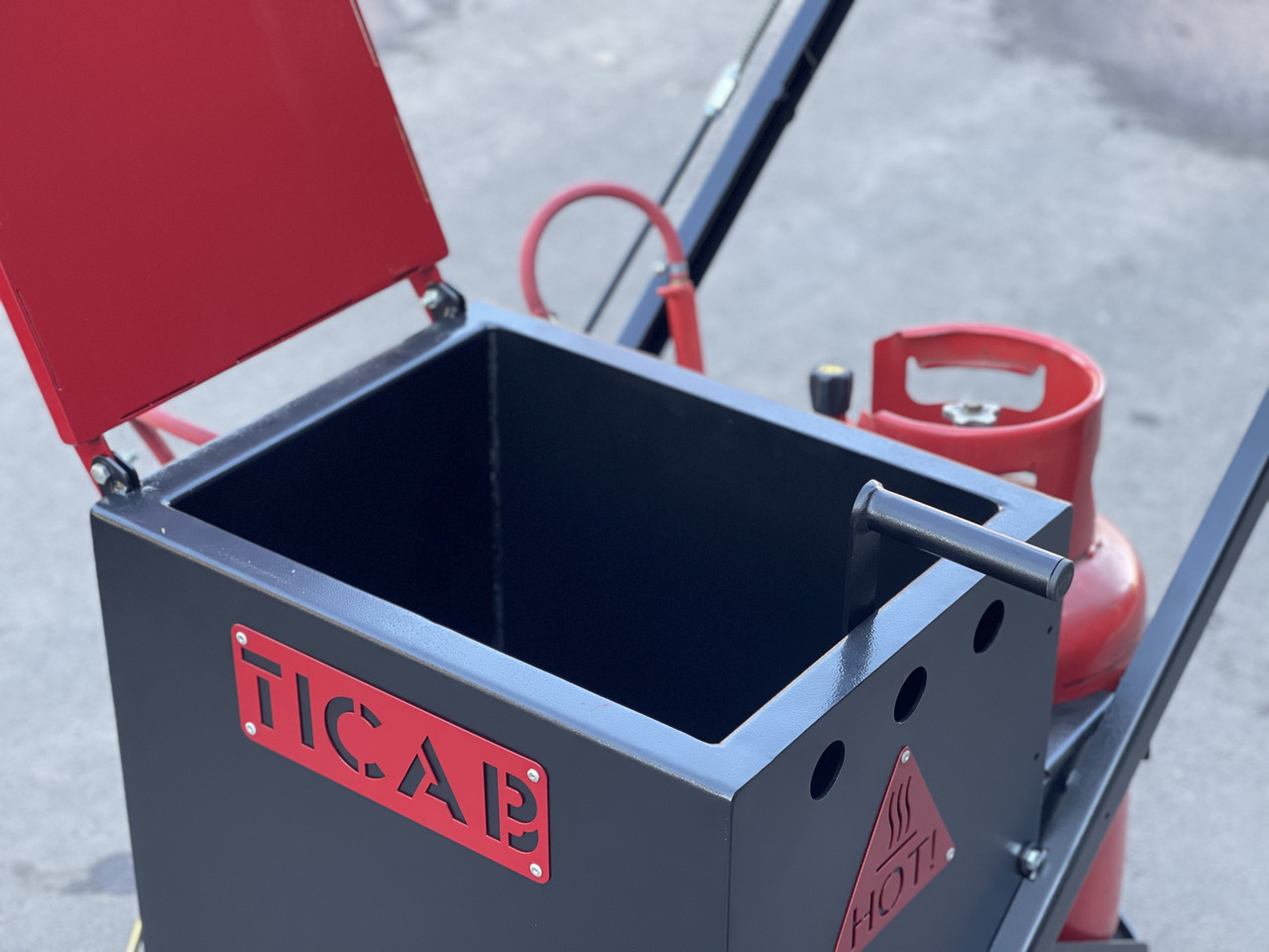 TICAB Mini Crack Sealing Machine , Hand Push Crack Fill Machine, Manufacturer, - Prskalica bitu-emulzije: slika 4 TICAB Mini Crack Sealing Machine , Hand Push Crack Fill Machine, Manufacturer, - Prskalica bitu-emulzije: slika 4