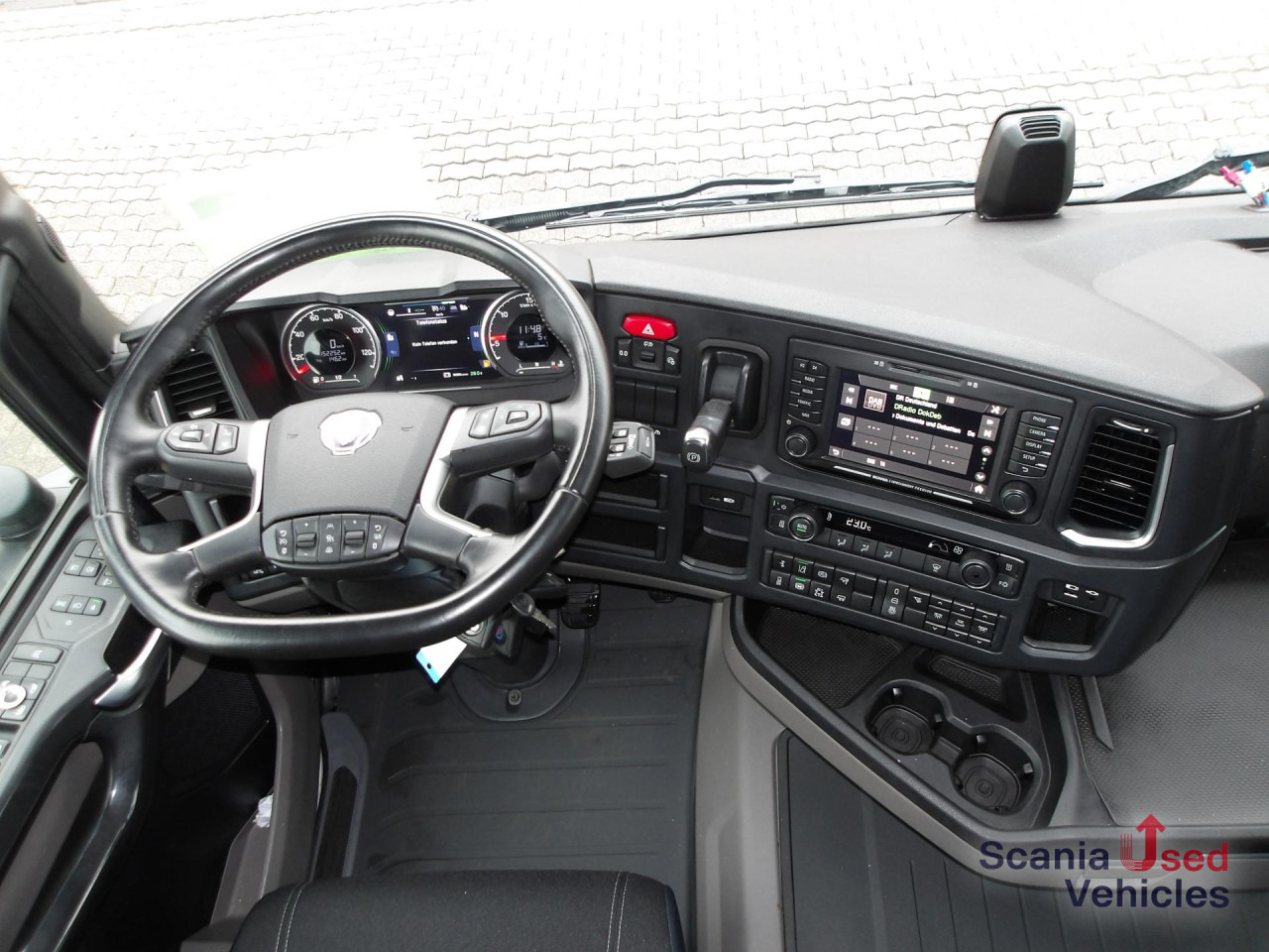 SCANIA R 460 NA - HYDRAULIK - HIGHLINE - 2x TANKs - ACC - - Tegljač: slika 2 SCANIA R 460 NA - HYDRAULIK - HIGHLINE - 2x TANKs - ACC - - Tegljač: slika 2