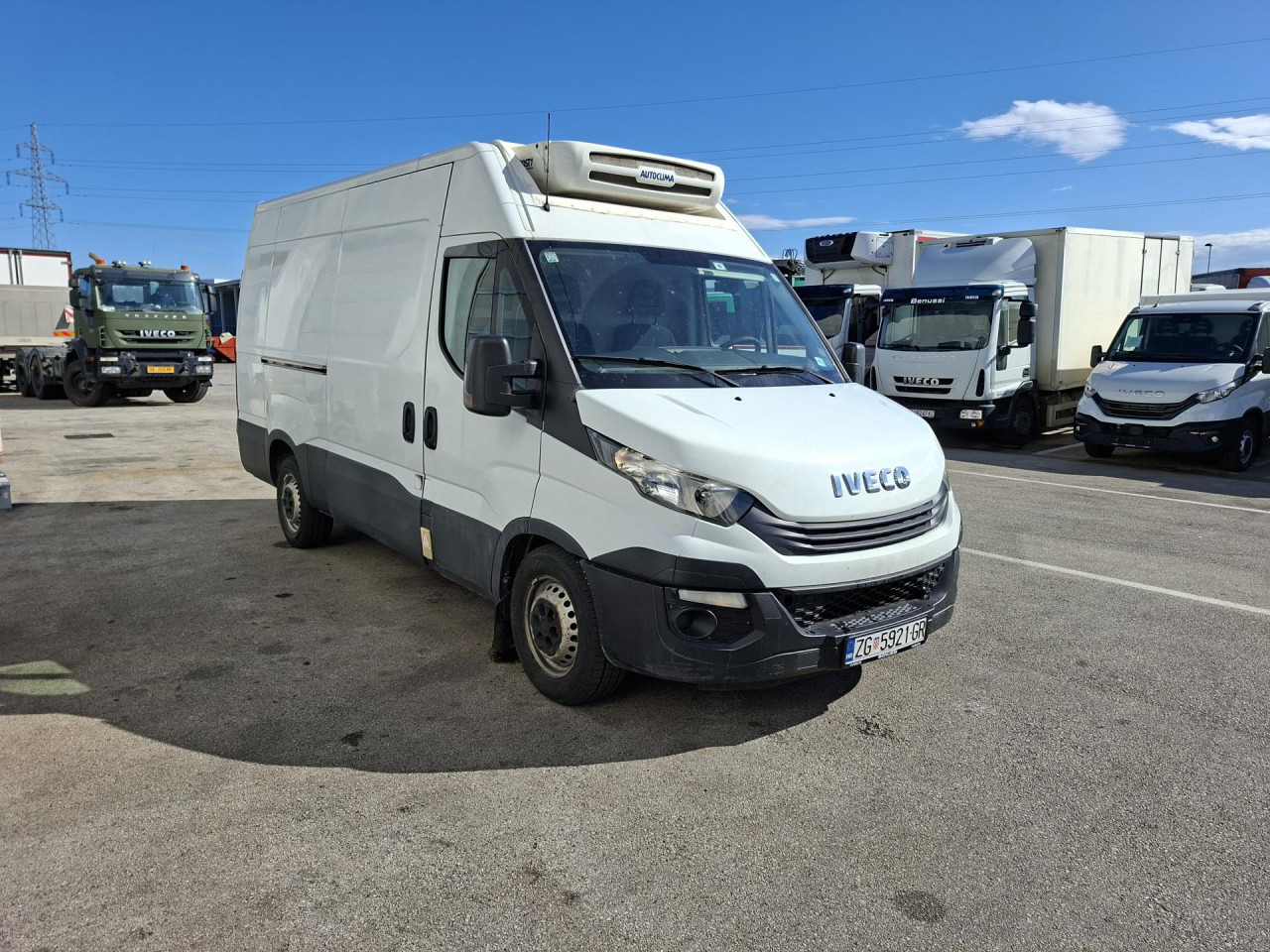 IVECO Daily 35S14V - Dostavno vozilo hladnjača: slika 2 IVECO Daily 35S14V - Dostavno vozilo hladnjača: slika 2