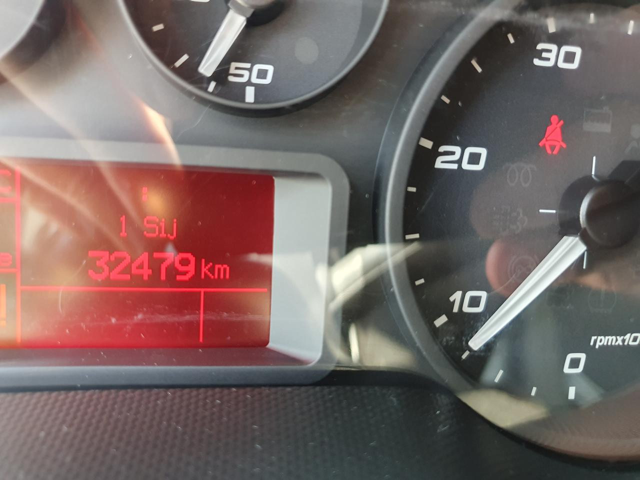 Putnički kombi IVECO Daily 35S16V: slika 8