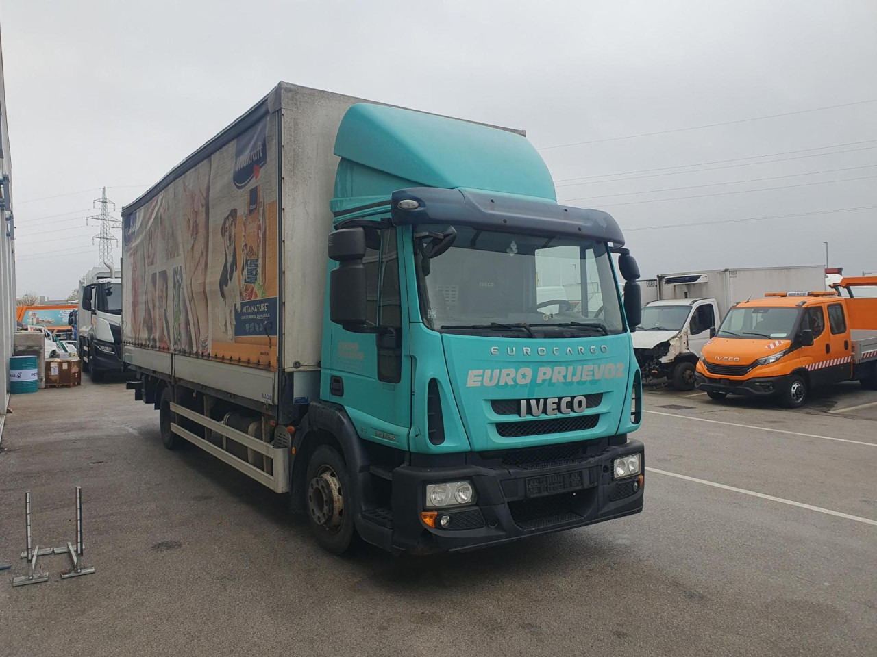 IVECO Eurocargo ML120E25 - Kamion sa ceradom: slika 2 IVECO Eurocargo ML120E25 - Kamion sa ceradom: slika 2