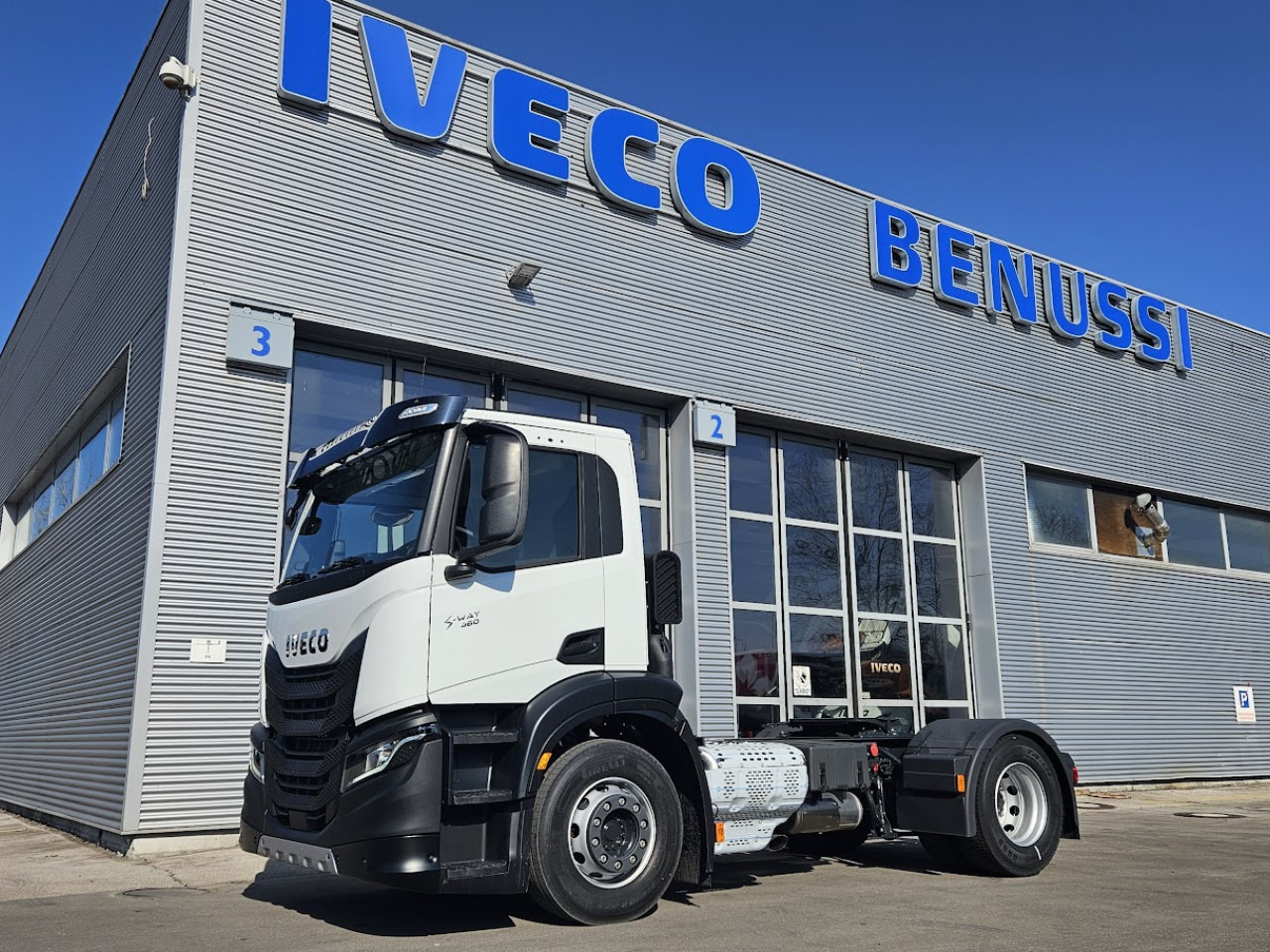 IVECO S-Way AD440S46T/P - Tegljač: slika 1 IVECO S-Way AD440S46T/P - Tegljač: slika 1