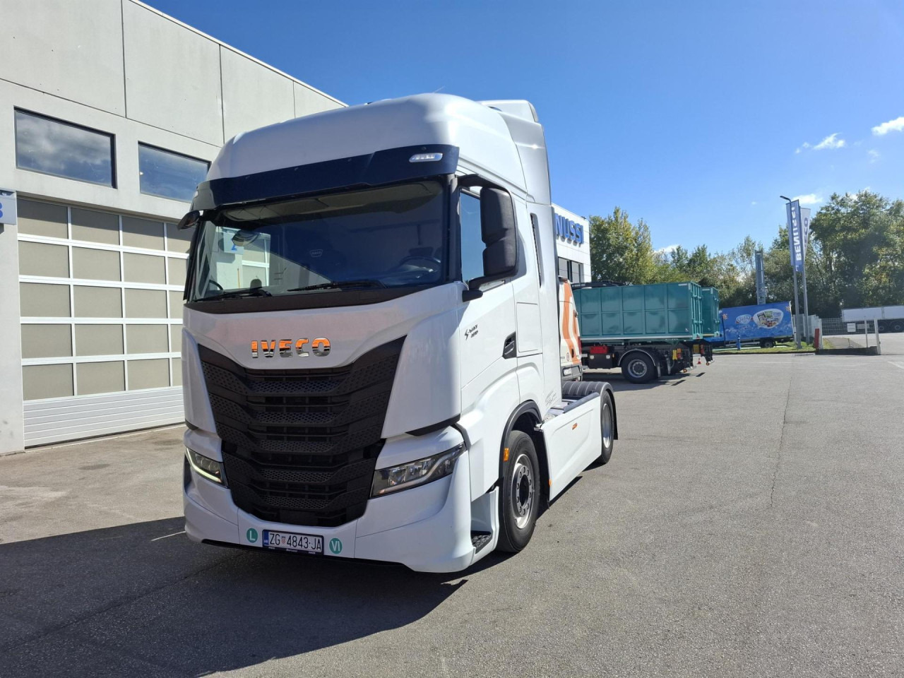 IVECO S-Way AS440S49T/P - Tegljač: slika 1 IVECO S-Way AS440S49T/P - Tegljač: slika 1