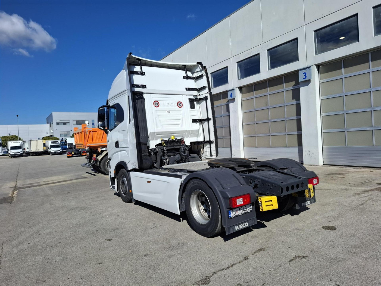 IVECO S-Way AS440S49T/P - Tegljač: slika 4 IVECO S-Way AS440S49T/P - Tegljač: slika 4