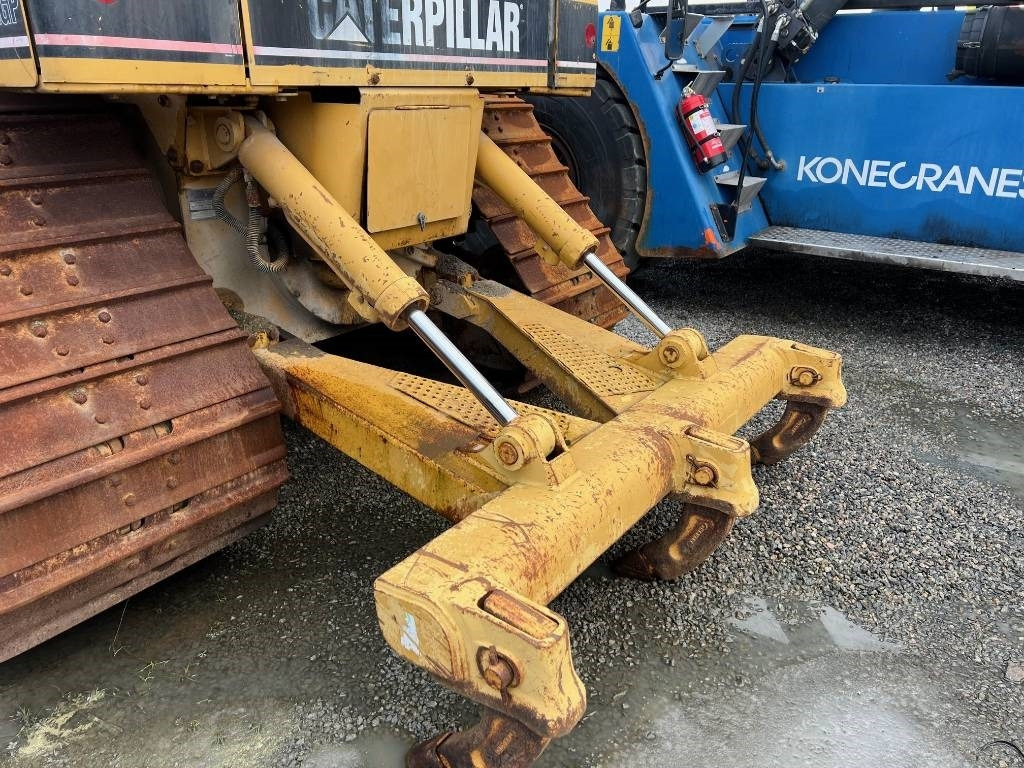 CAT D5N ripper - Zabijač za Građevinska mašina: slika 1 CAT D5N ripper - Zabijač za Građevinska mašina: slika 1