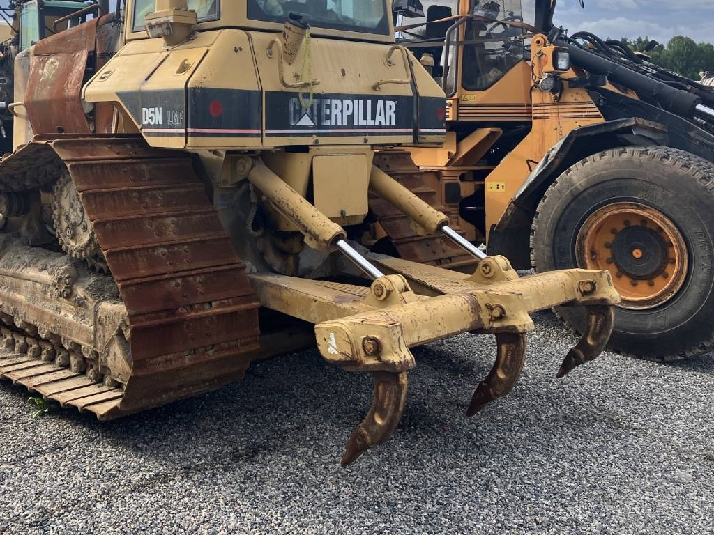 CAT D5N ripper - Zabijač za Građevinska mašina: slika 4 CAT D5N ripper - Zabijač za Građevinska mašina: slika 4
