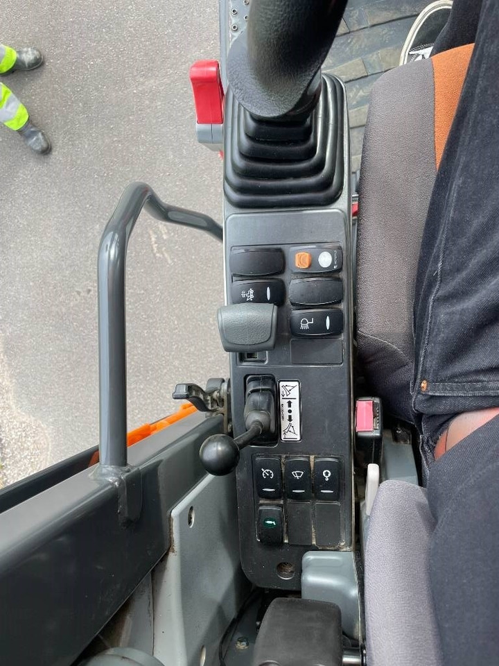 Bager točkaš Doosan DX 165 W: slika 24