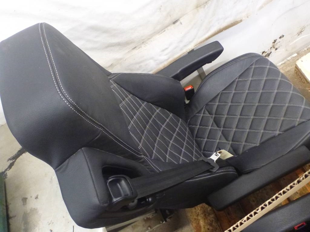 Mercedes-Benz Actros - Kabina za Kamion: slika 3 Mercedes-Benz Actros - Kabina za Kamion: slika 3