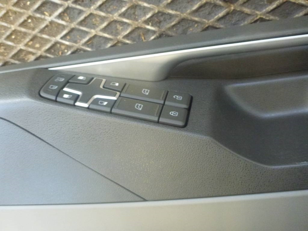 Volvo FM Dörrsida, 23772645  - Kabina za Kamion: slika 2 Volvo FM Dörrsida, 23772645  - Kabina za Kamion: slika 2