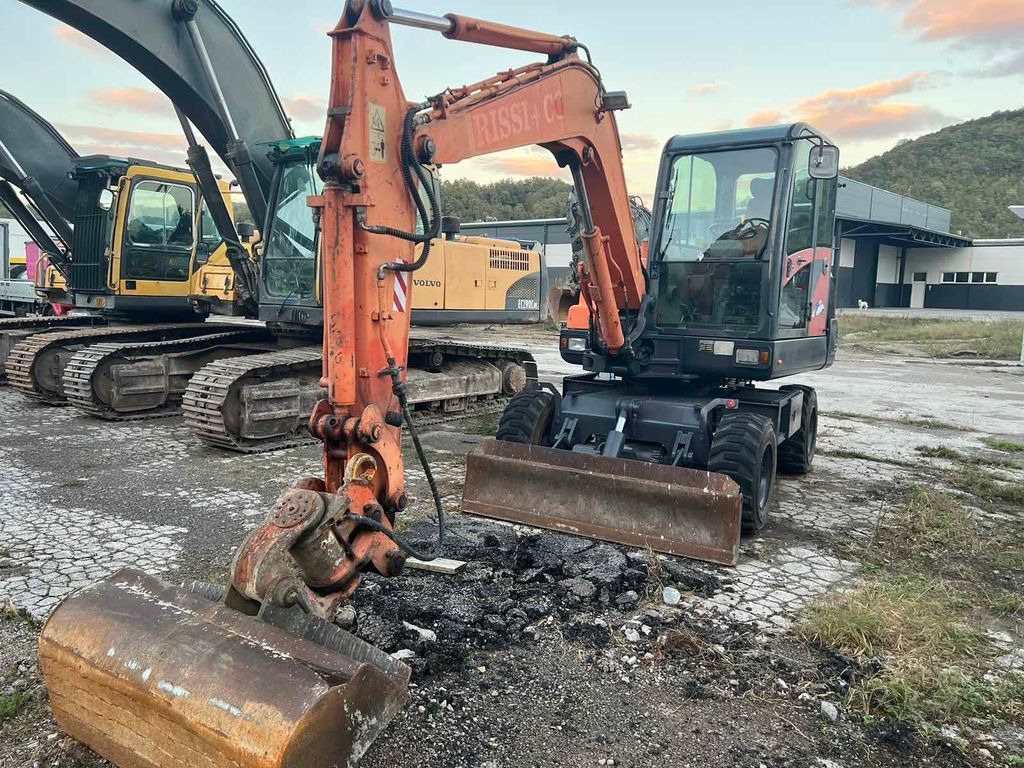 Doosan S55W-V Plus, 4800hours - Bager točkaš: slika 1 Doosan S55W-V Plus, 4800hours - Bager točkaš: slika 1