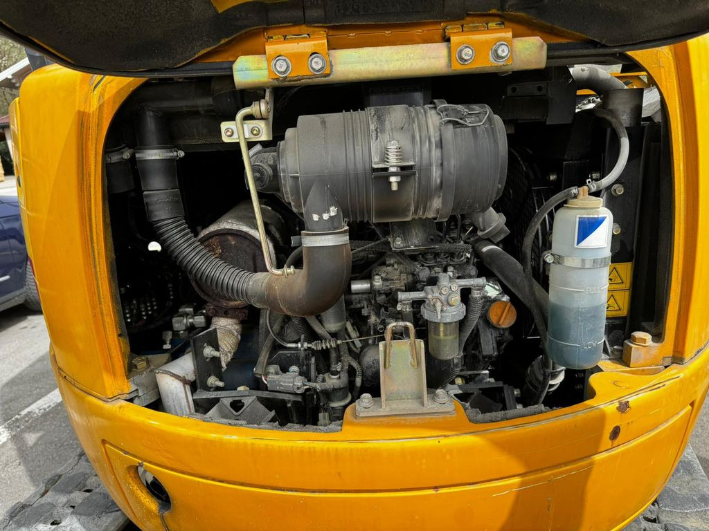 IHI 25VX3, 2.5ton, SWISS Machine IHI 25VX3, 2.5ton, SWISS Machine - Mini bager: slika 4 IHI 25VX3, 2.5ton, SWISS Machine IHI 25VX3, 2.5ton, SWISS Machine - Mini bager: slika 4