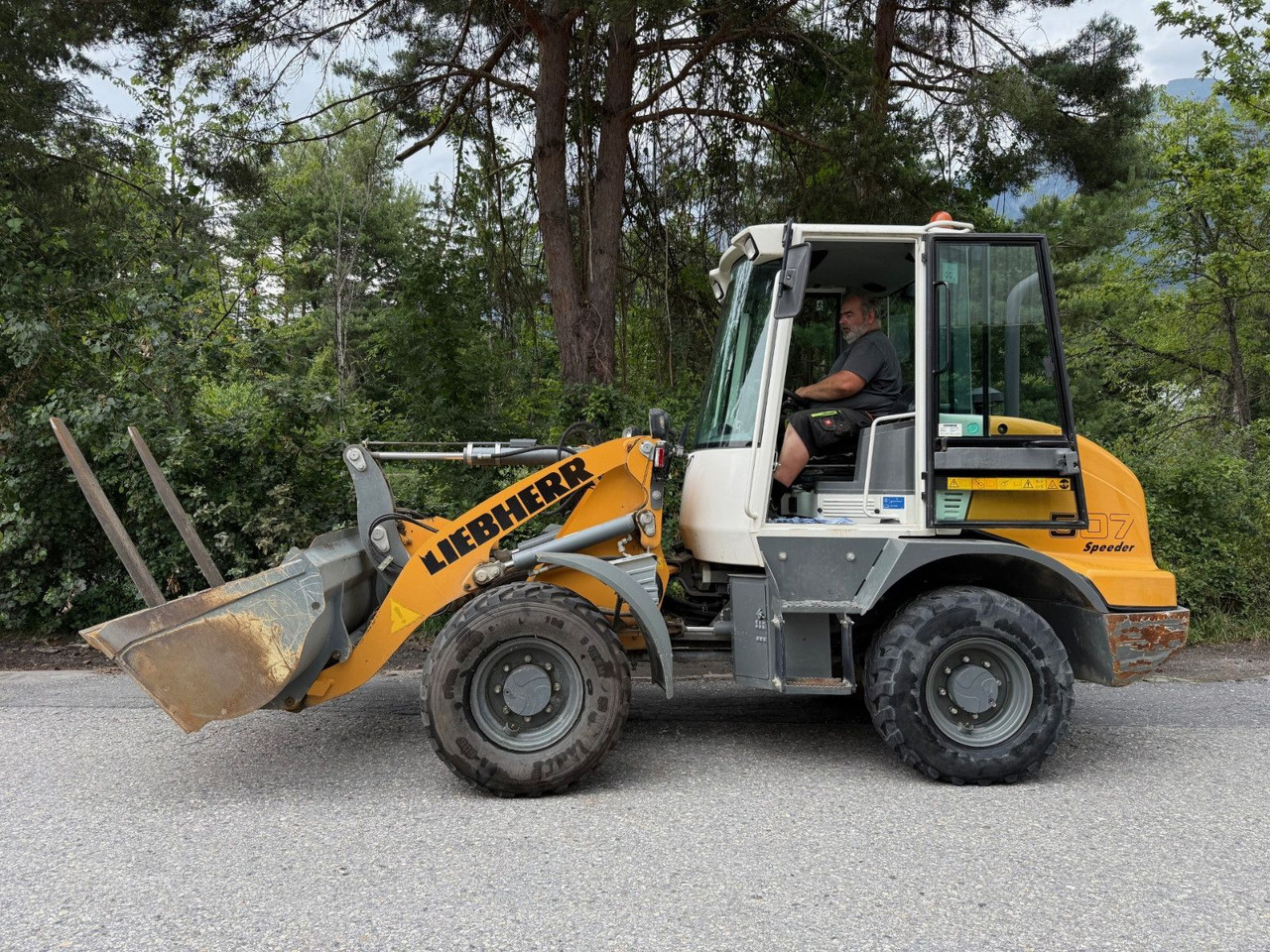 Liebherr L507, Gabel+Schaufel, ONLY 850hours - Utovarivač točkaš: slika 3 Liebherr L507, Gabel+Schaufel, ONLY 850hours - Utovarivač točkaš: slika 3