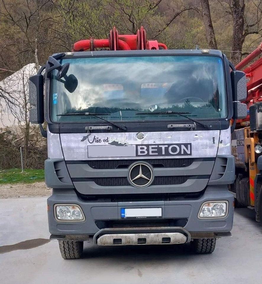 Mercedes-Benz Actros 4448 10x4, E5, MP-3, Putzmeister M46-5 - Auto pumpa za beton: slika 4 Mercedes-Benz Actros 4448 10x4, E5, MP-3, Putzmeister M46-5 - Auto pumpa za beton: slika 4